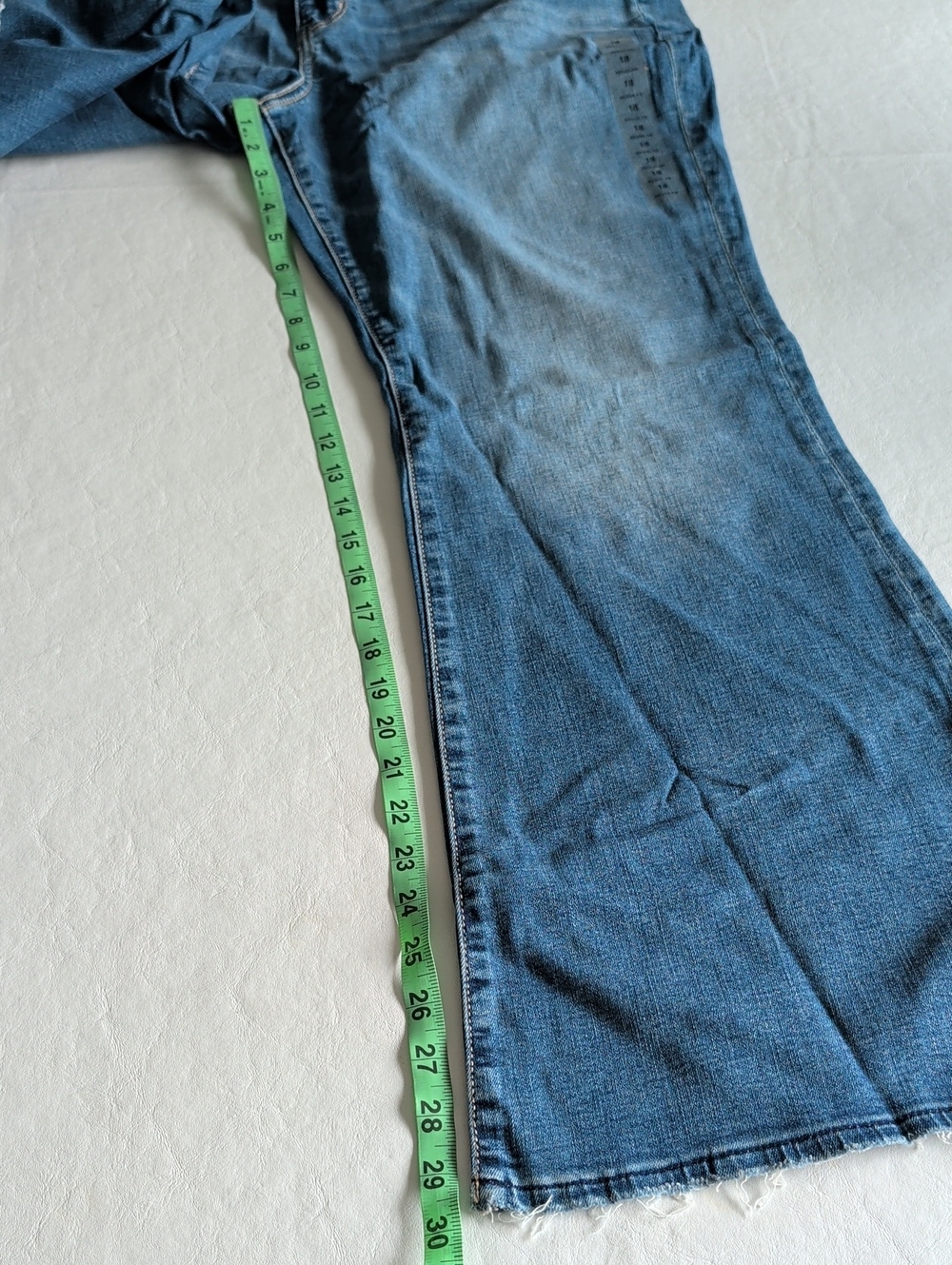NWT American Eagle Super Hi-Rise Flare Stretch Jeans Women's Size 18 - Picture 5 of 8